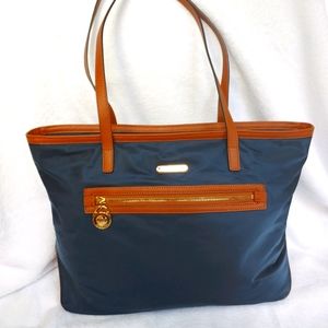 Michael Kors Large Kempton Tote (Navy)